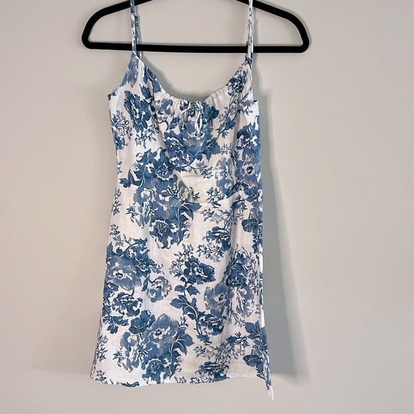 Reformation Dresses & Skirts - Reformation mini linen dress